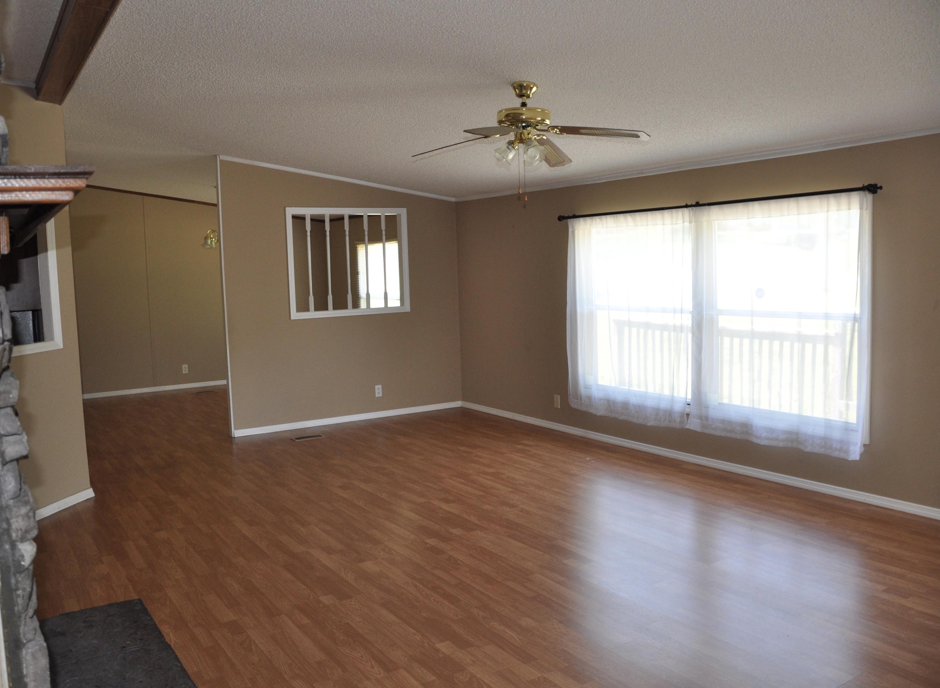 1458 Stony Point Road Knoxville, TN 37914 - Photo 5 of 22 DSC_0993
