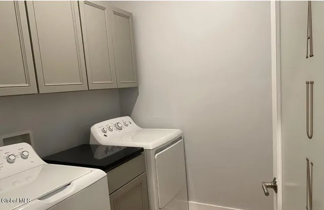 $3,000 | 116 West Avenue, Unit 305, Saratoga Springs, NY 12866