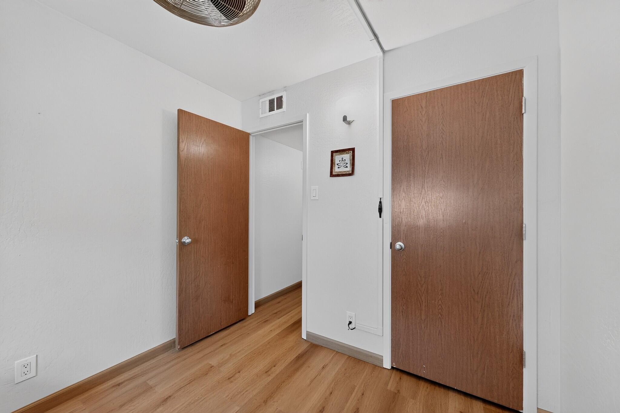 560 Berry Road Northwest Albuquerque, NM 87107 - Photo 28 of 37 Gallery Image 28