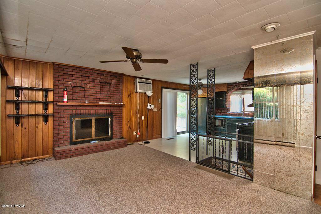 109 Purdytown Road Lakeville, PA 18438 - Photo 5 of 32
