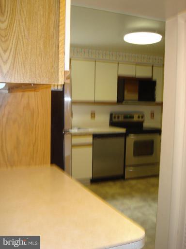 4228 Isbell Street Silver Spring, MD 20906 - Photo 12 of 20 Kitchen #2