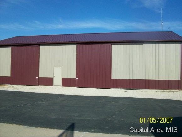 2997 Leach Road Rochester, IL 62563 - Photo 9 of 16