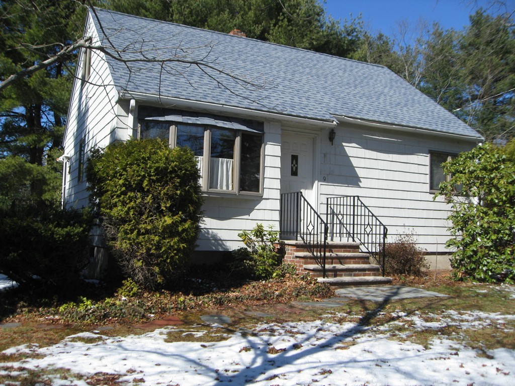 9 Wilmington Road Burlington, MA 01803 - Photo 1 of 12 Gallery Image 1