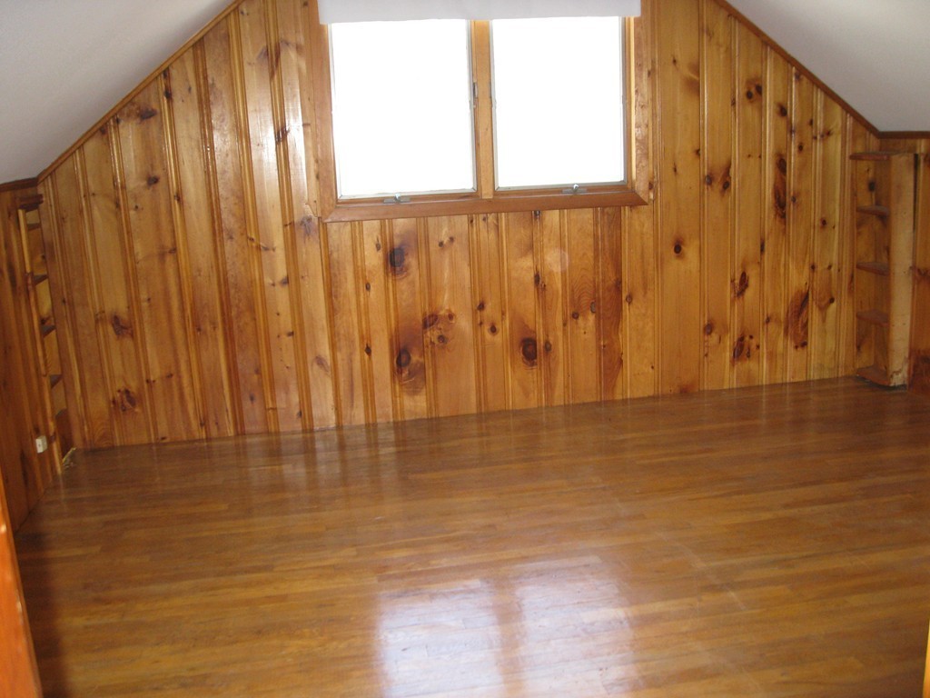 9 Wilmington Road Burlington, MA 01803 - Photo 8 of 12 Gallery Image 8