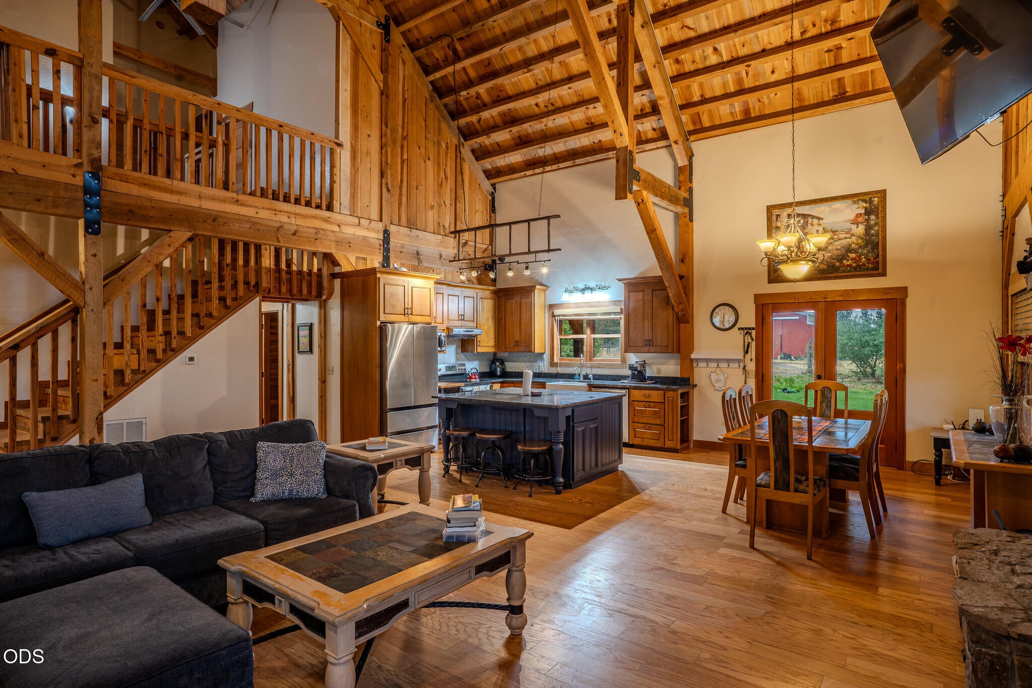 688 Worthington Road Eagle Point, OR 97524 - Photo 13 of 46 Gallery Image 13