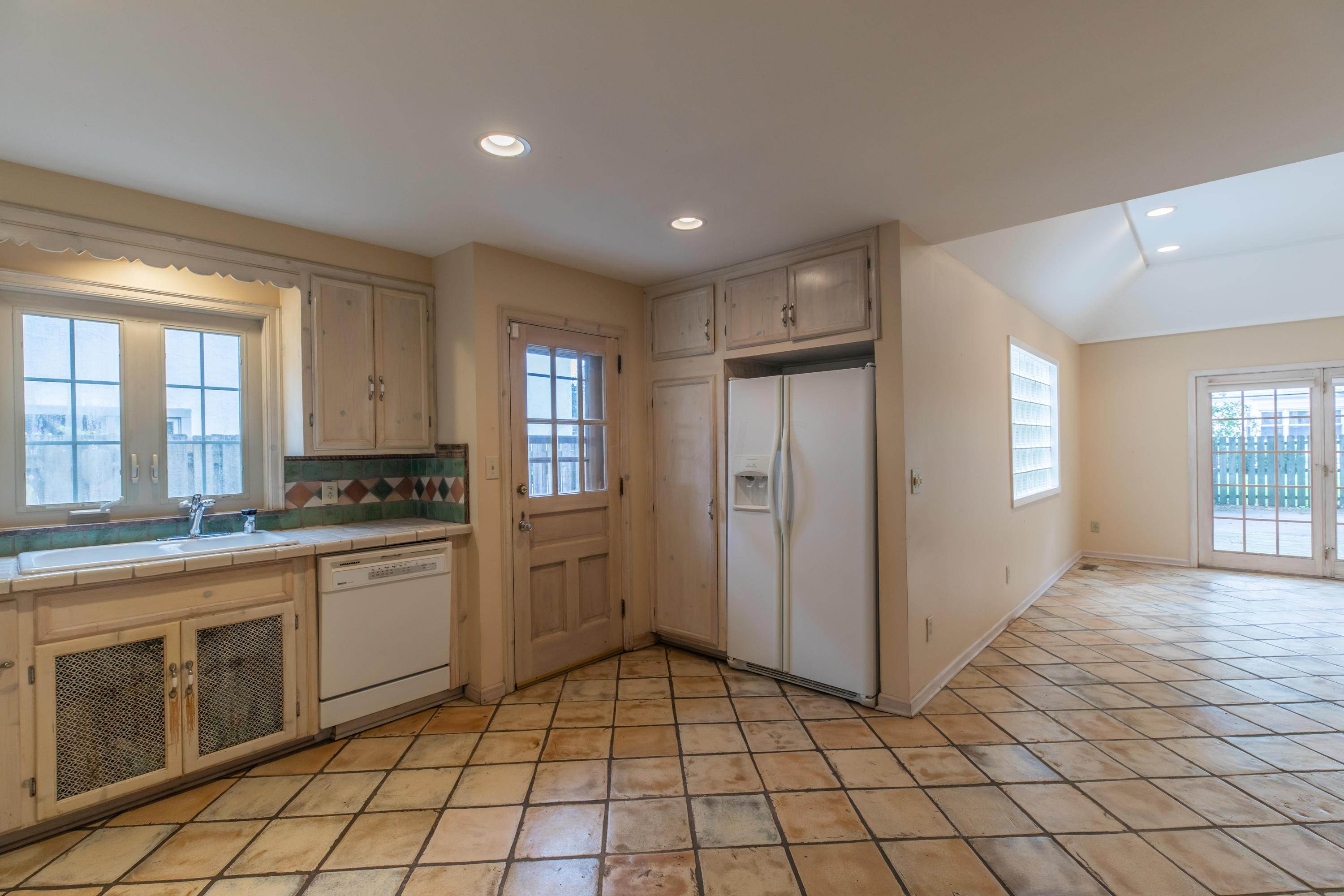 2767 Bryden Road Columbus, OH 43209 - Photo 12 of 43