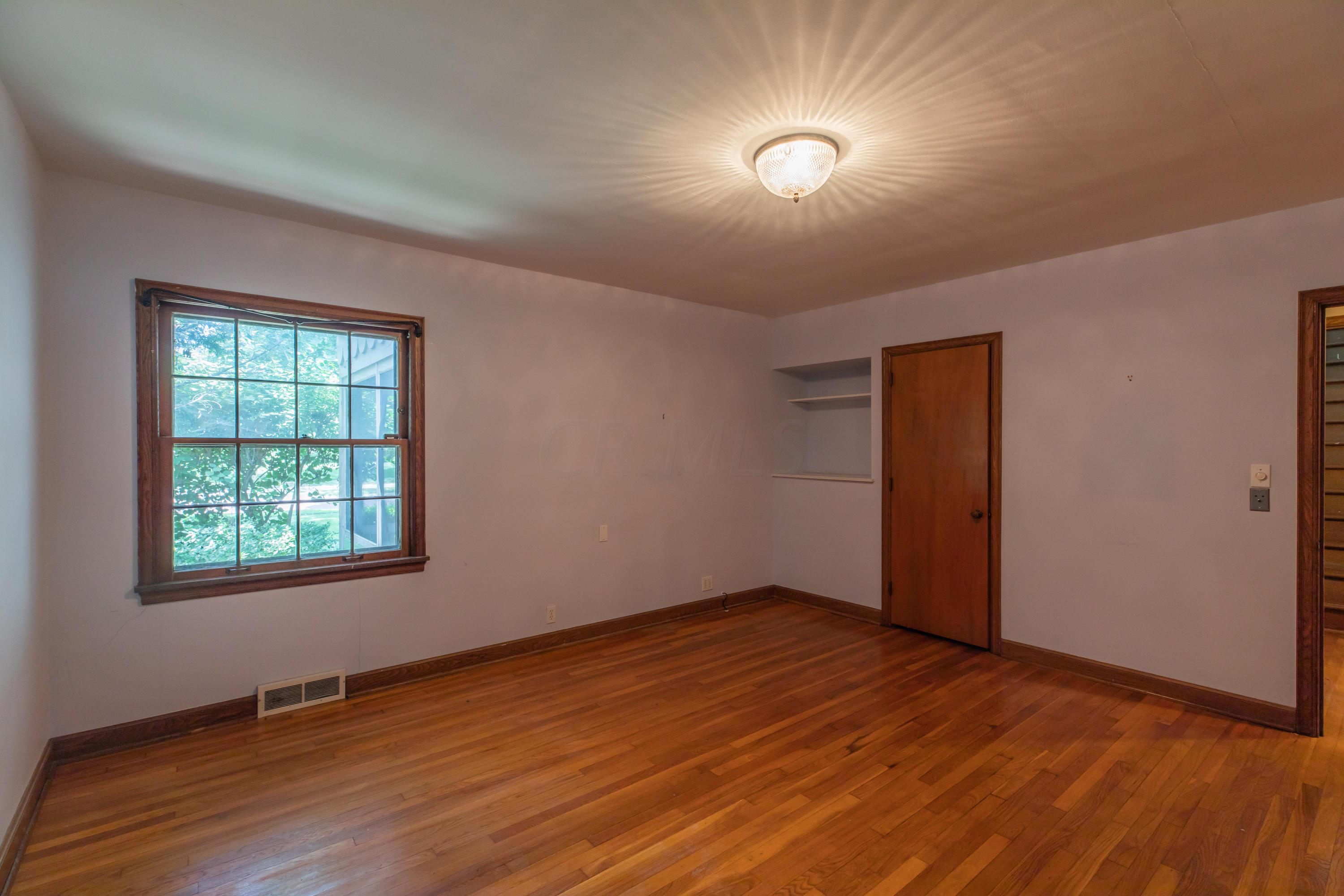 2767 Bryden Road Columbus, OH 43209 - Photo 19 of 43