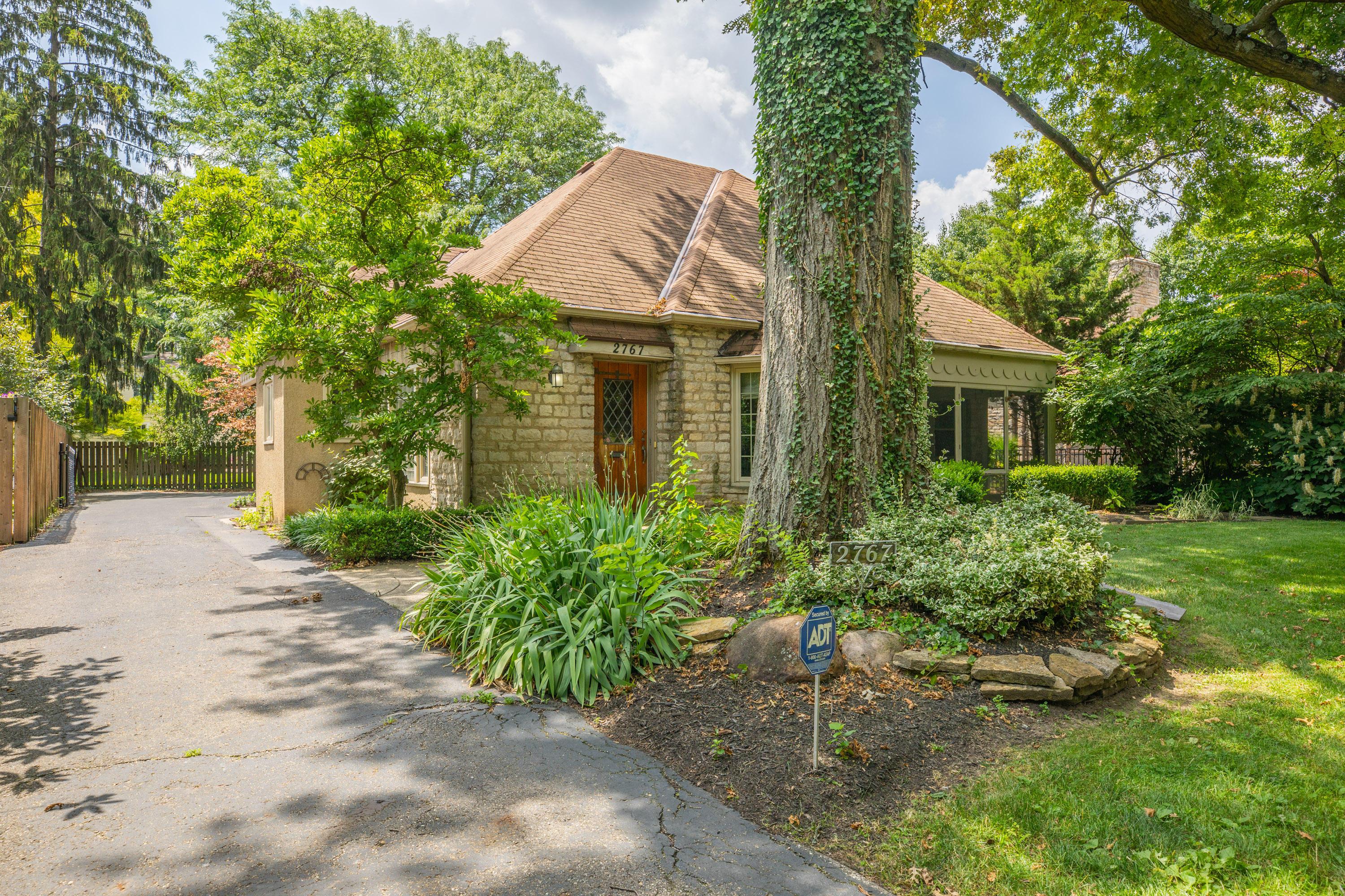 2767 Bryden Road Columbus, OH 43209 - Photo 2 of 43