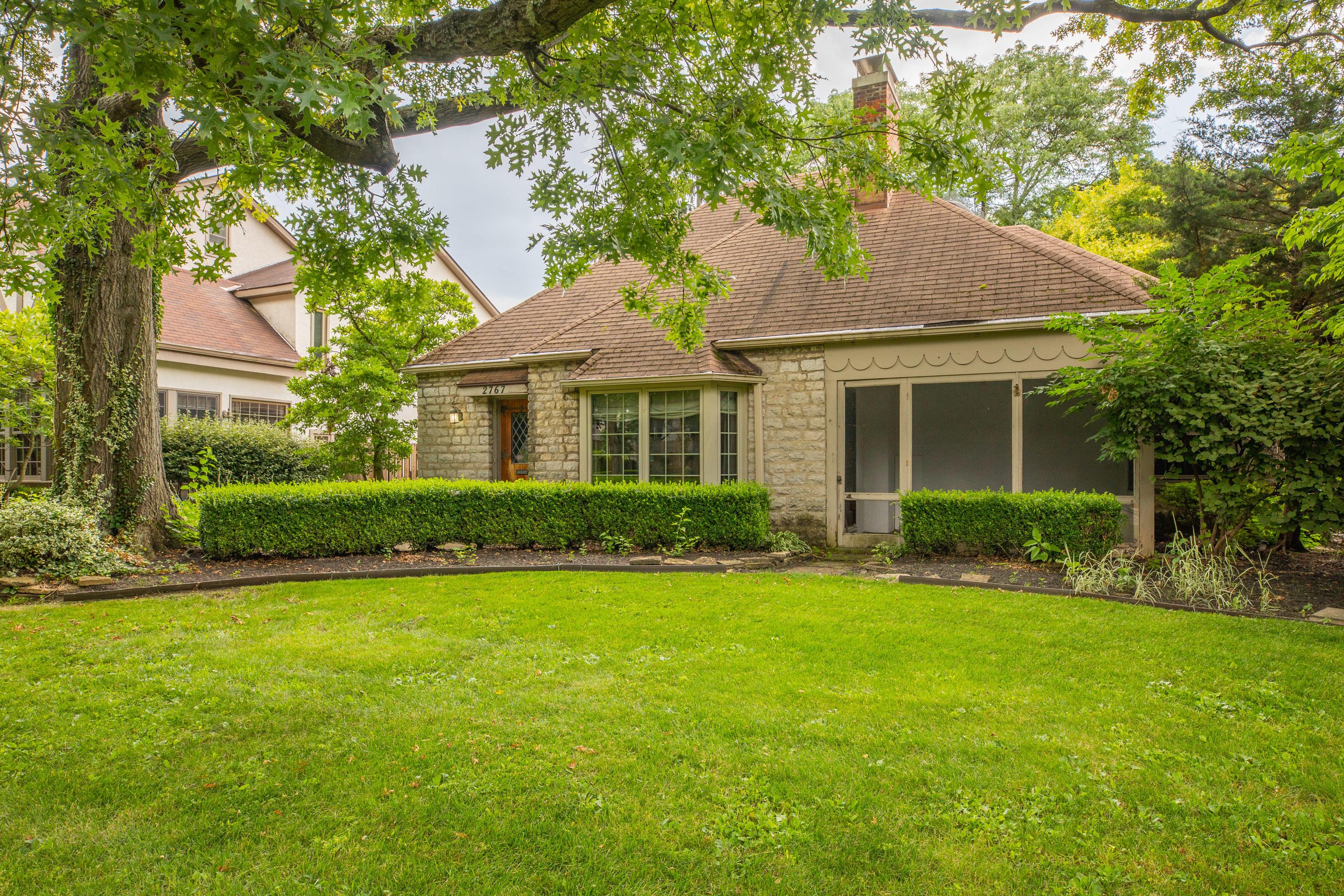 2767 Bryden Road Columbus, OH 43209 - Photo 3 of 43