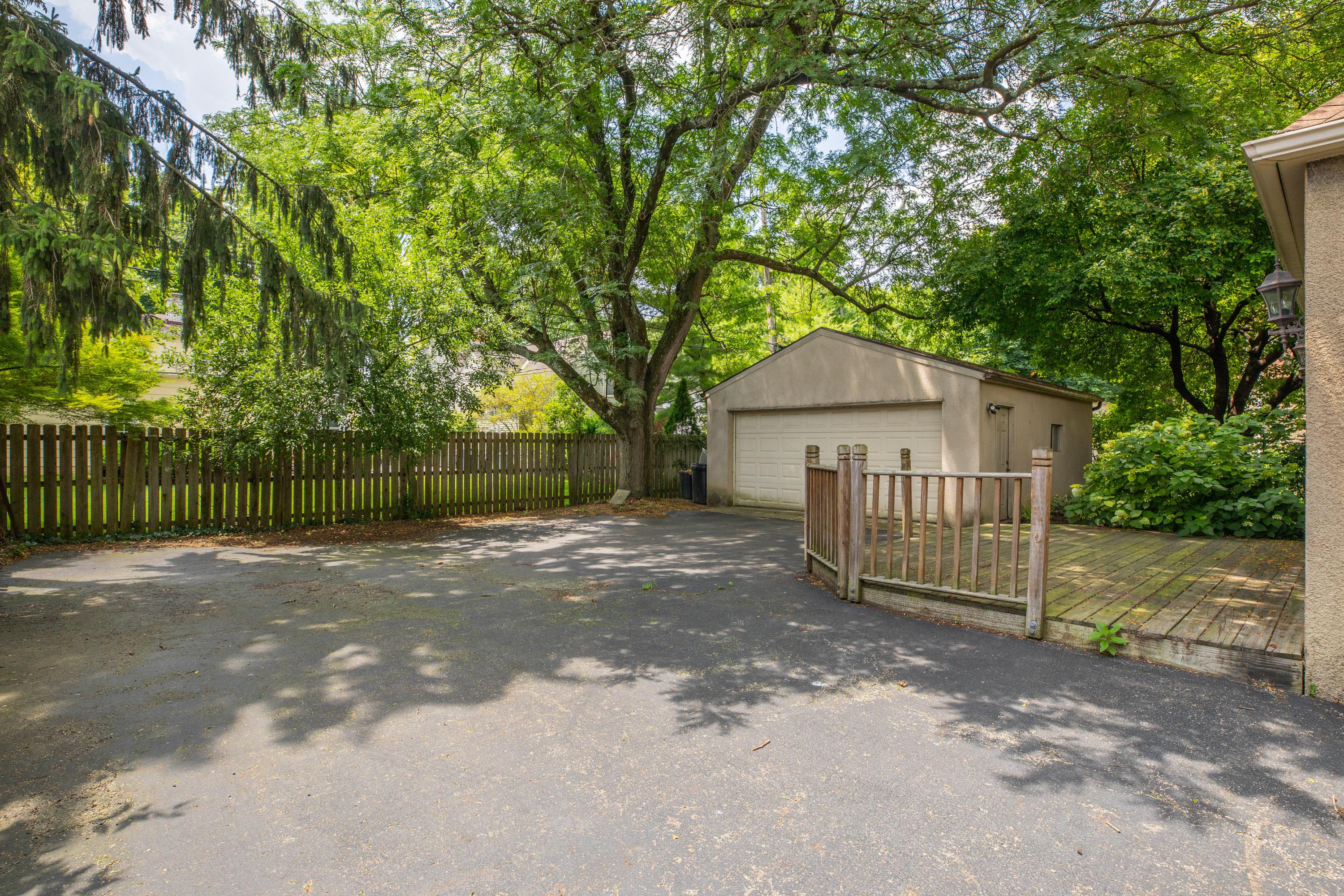 2767 Bryden Road Columbus, OH 43209 - Photo 38 of 43