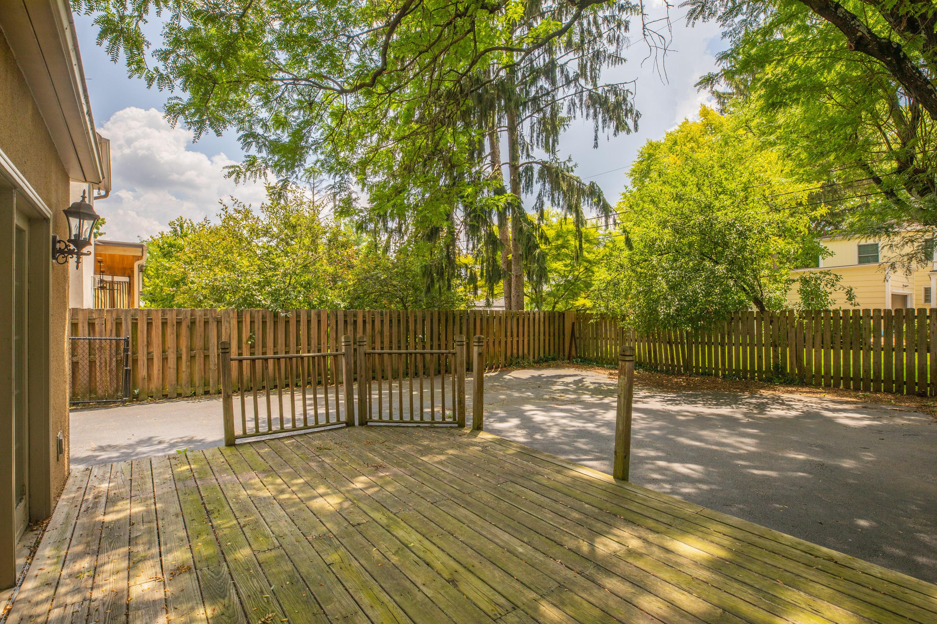 2767 Bryden Road Columbus, OH 43209 - Photo 41 of 43