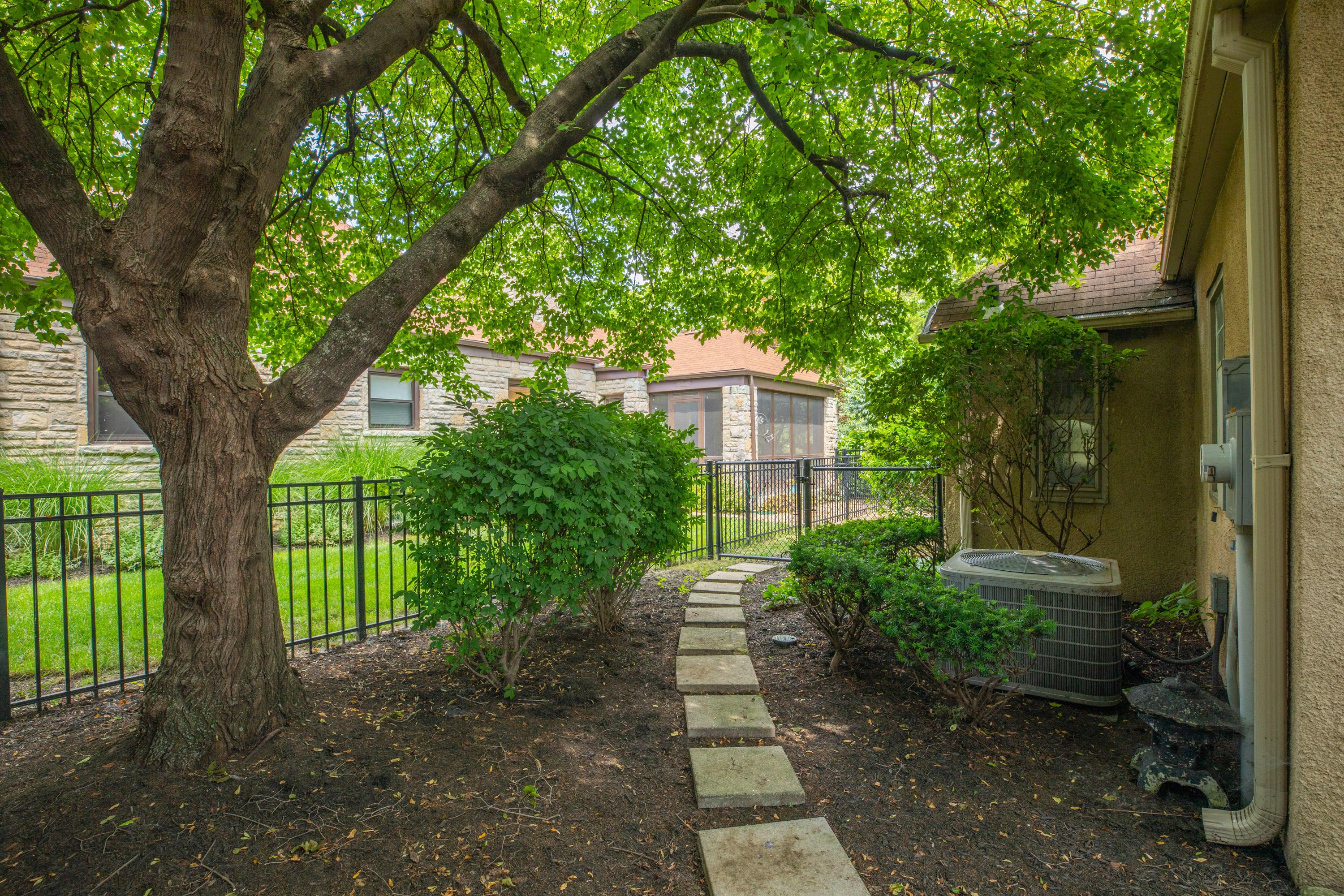 2767 Bryden Road Columbus, OH 43209 - Photo 43 of 43