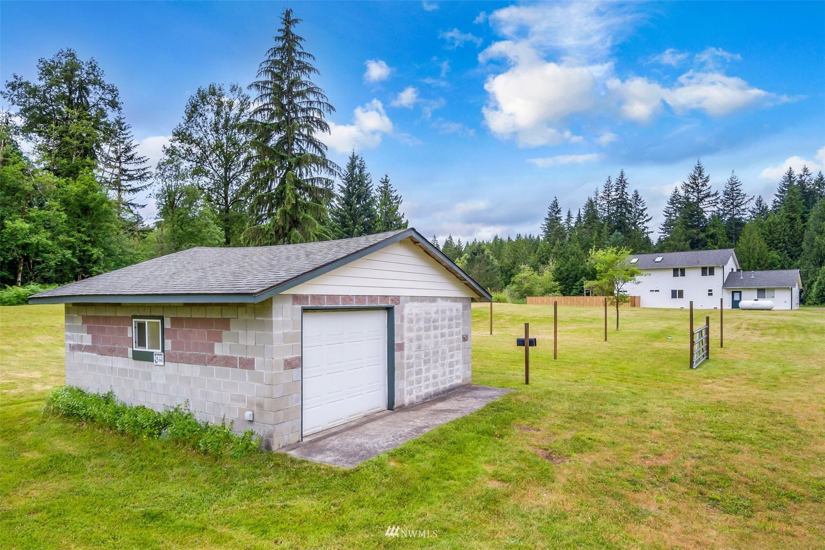 5221 Storm Lake Road Snohomish, WA 98290 - Photo 5 of 37 Gallery Image 5