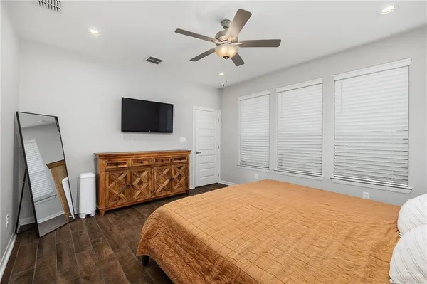 $2,800 | 14219 Chalk Rdg Drive, McAllen, TX 78504