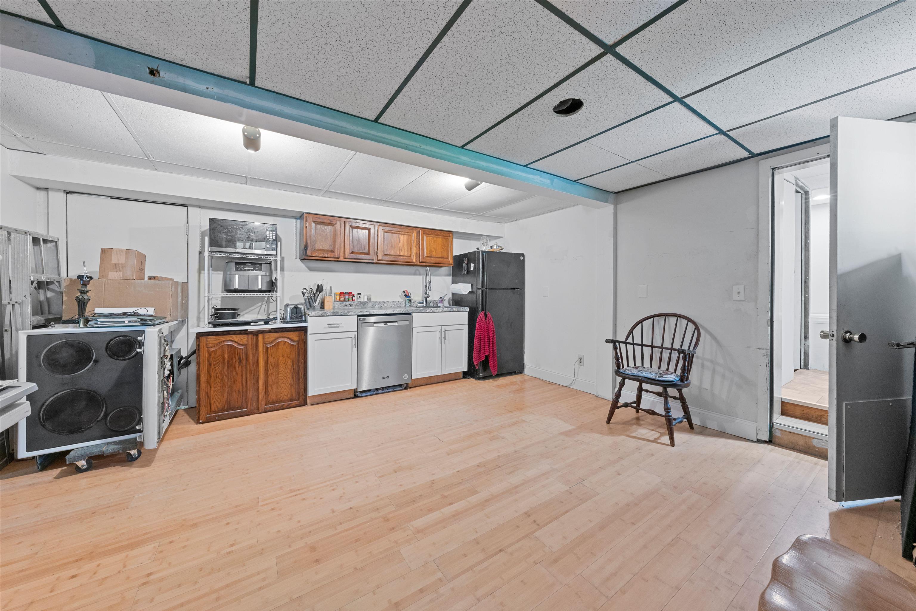637 Borough Road Pembroke, NH 03275 - Photo 24 of 27 Gallery Image 24