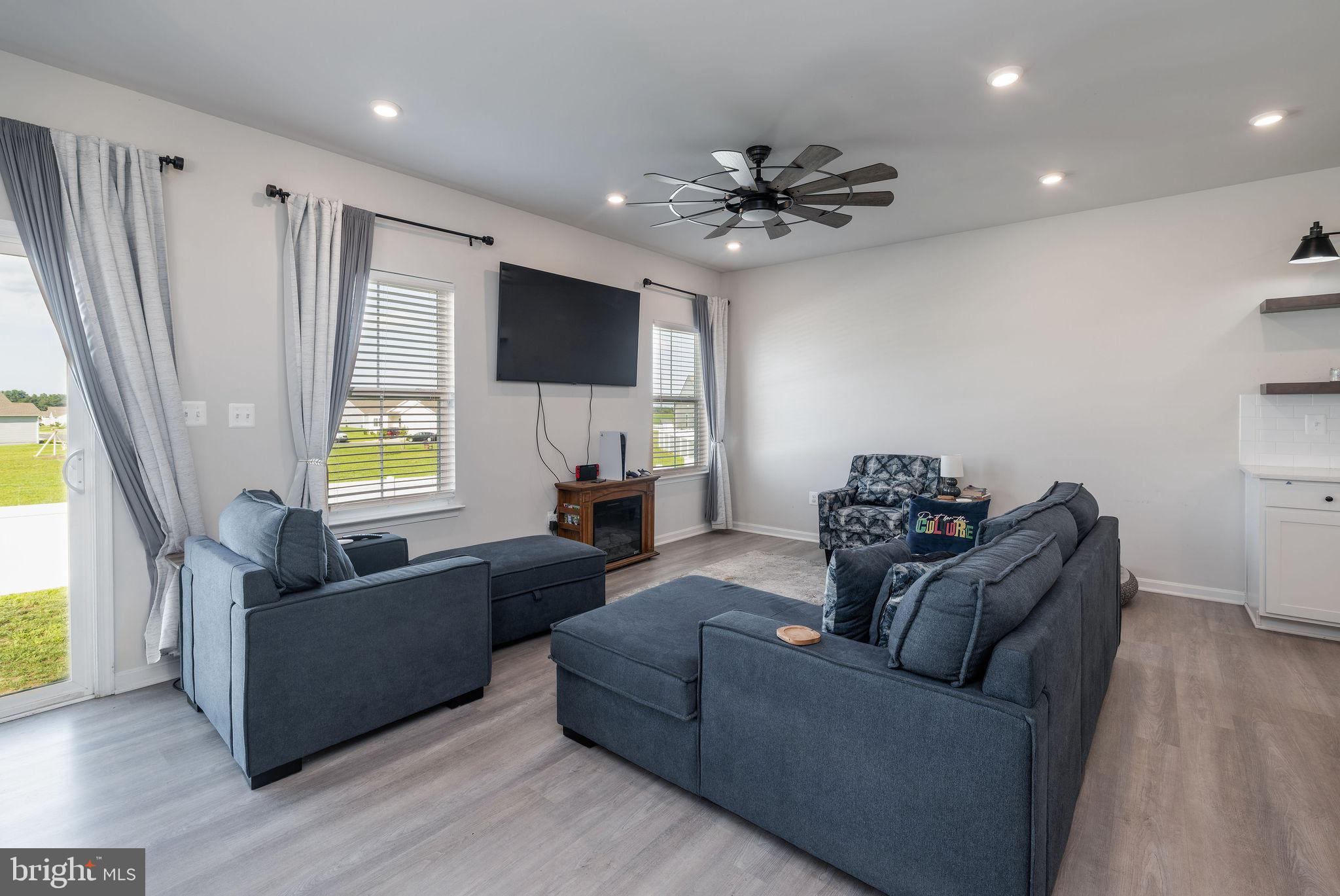 369 Steamboat Avenue Felton, DE 19943 - Photo 4 of 24