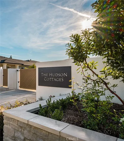 $4,000 | 2138 Orange Avenue, Unit C120, Costa Mesa, CA 92627