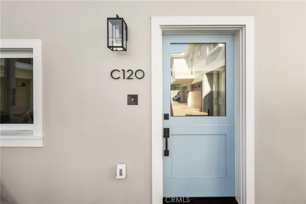 $4,000 | 2138 Orange Avenue, Unit C120, Costa Mesa, CA 92627