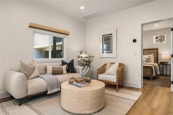 $4,000 | 2138 Orange Avenue, Unit C120, Costa Mesa, CA 92627