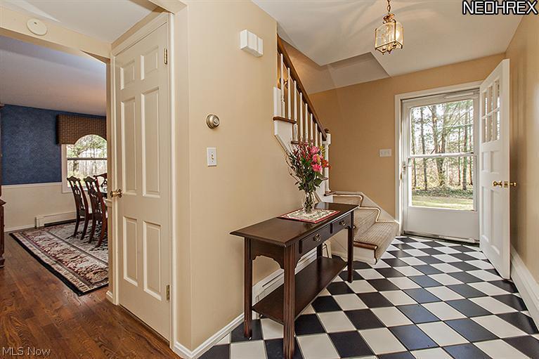 4080 Giles Road Chagrin Falls, OH 44022 - Photo 2 of 25 Gallery Image 2