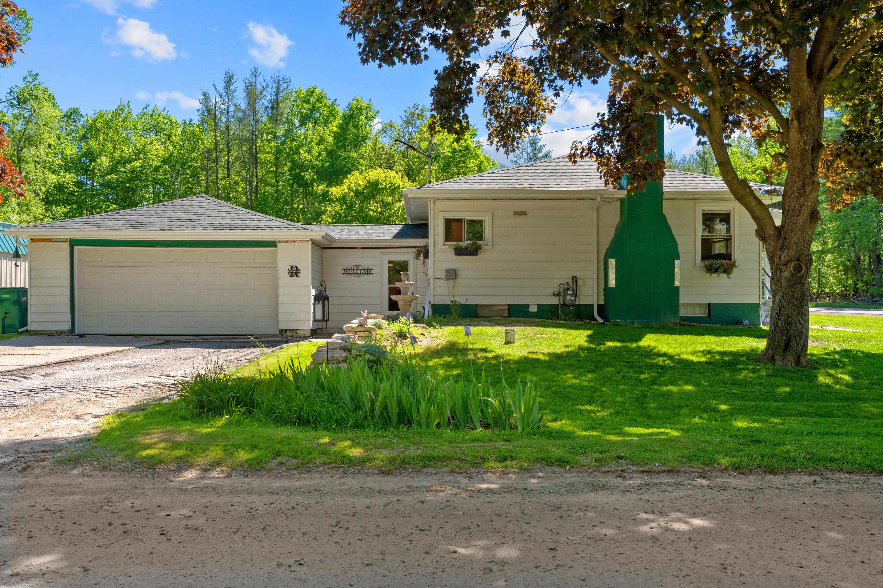 2670 Plainfield Road Hale, MI 48739 - Photo 6 of 32