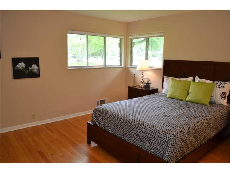 6205 Brokenhurst Road Indianapolis, IN 46220 - Photo 12 of 24