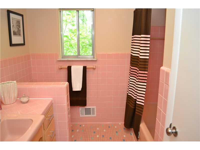 6205 Brokenhurst Road Indianapolis, IN 46220 - Photo 17 of 24