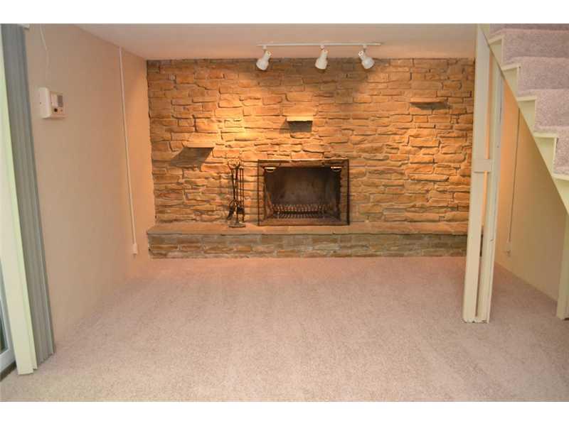 6205 Brokenhurst Road Indianapolis, IN 46220 - Photo 20 of 24