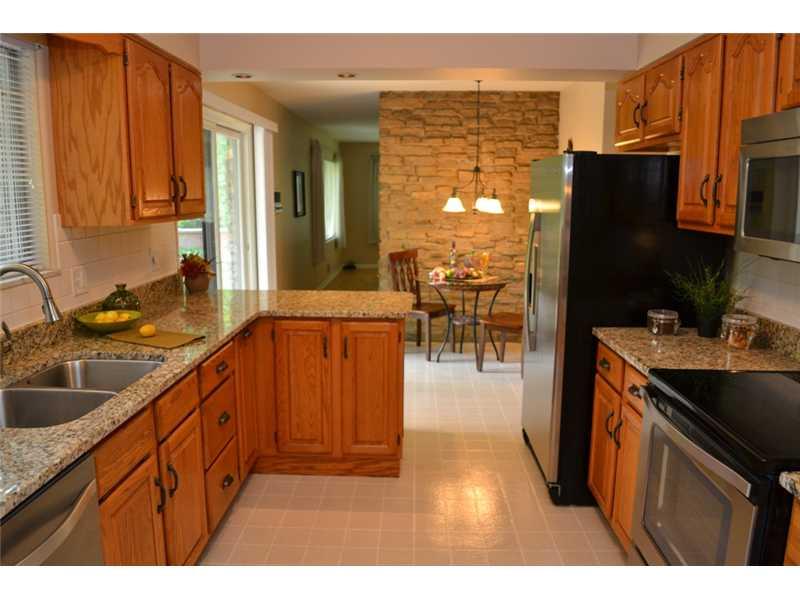 6205 Brokenhurst Road Indianapolis, IN 46220 - Photo 7 of 24