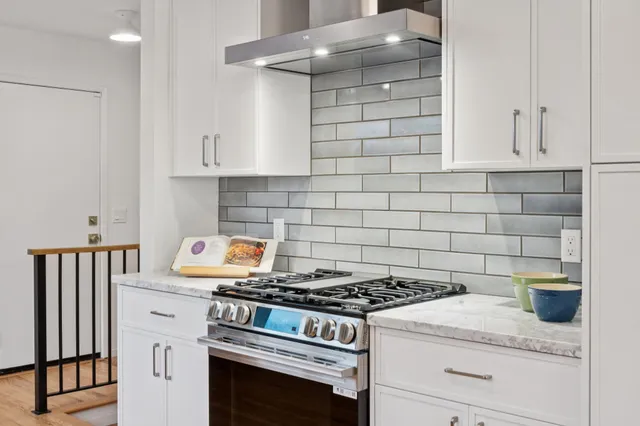 $899,000 | 5422 Zara Avenue, El Cerrito, CA 94530