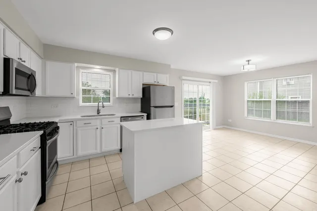 $299,900 | 4508 Azalea Avenue, Monee, IL 60449