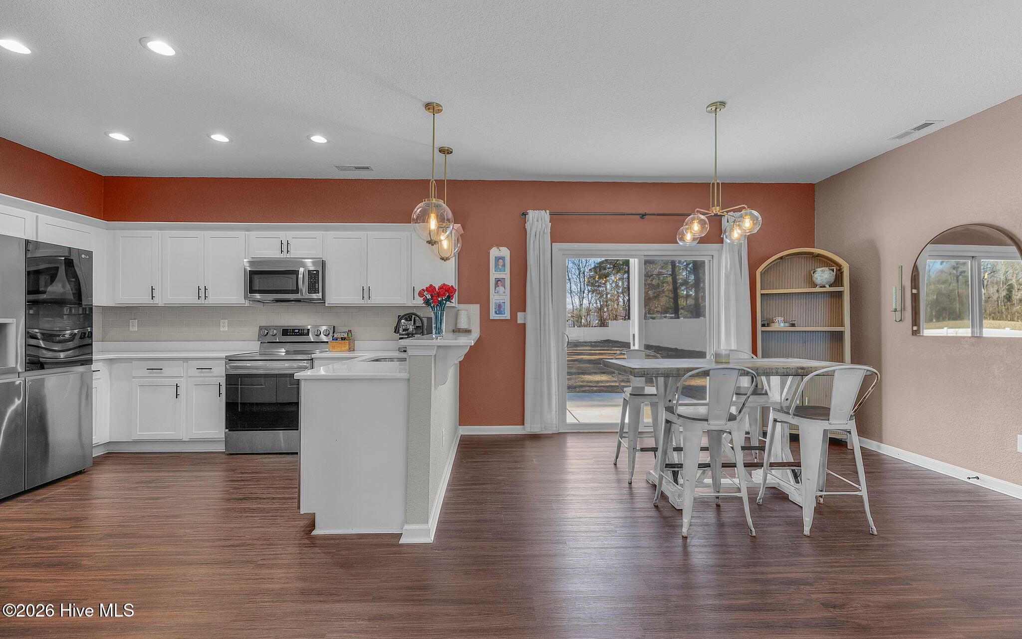 104 Creekmore Road Currituck, NC 27929 - Photo 12 of 33 Kitchen_Dining