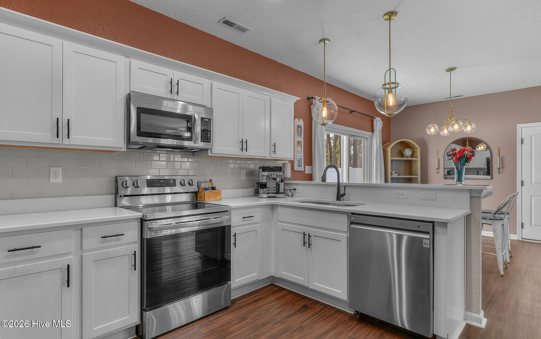 104 Creekmore Road Currituck, NC 27929 - Photo 15 of 33 Kitchen