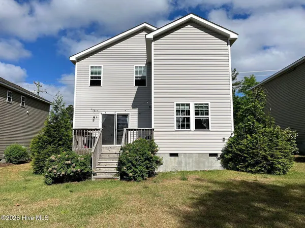 $2,250 | 203 South Pine Street, Aberdeen, NC 28315