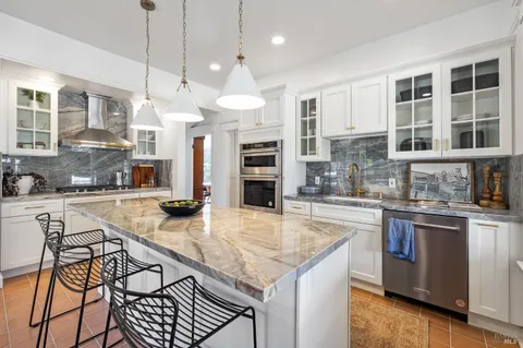 $2,895,000 | 1375 Gossage Avenue, Petaluma, CA 94952