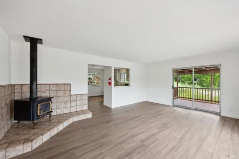 $2,895,000 | 1375 Gossage Avenue, Petaluma, CA 94952