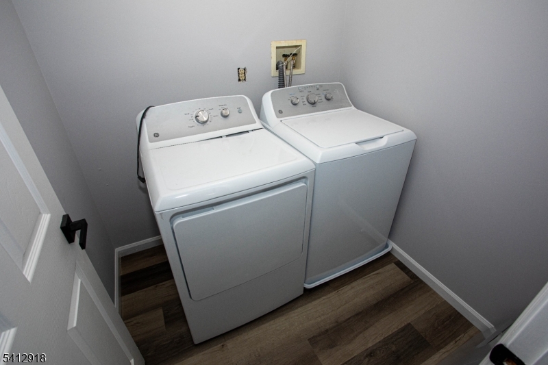 267 Perry Avenue Union, NJ 07083 - Photo 37 of 46 a utility room with dryer and washer