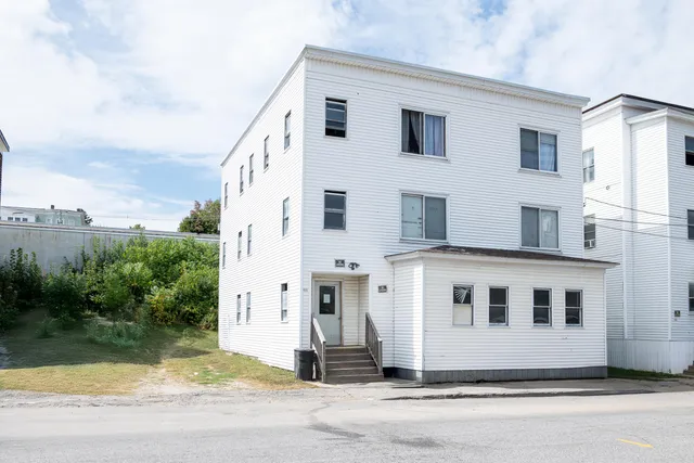 $240,000 | 413 Cumberland Street, Rumford, ME 04276
