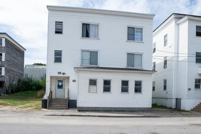 $240,000 | 413 Cumberland Street, Rumford, ME 04276