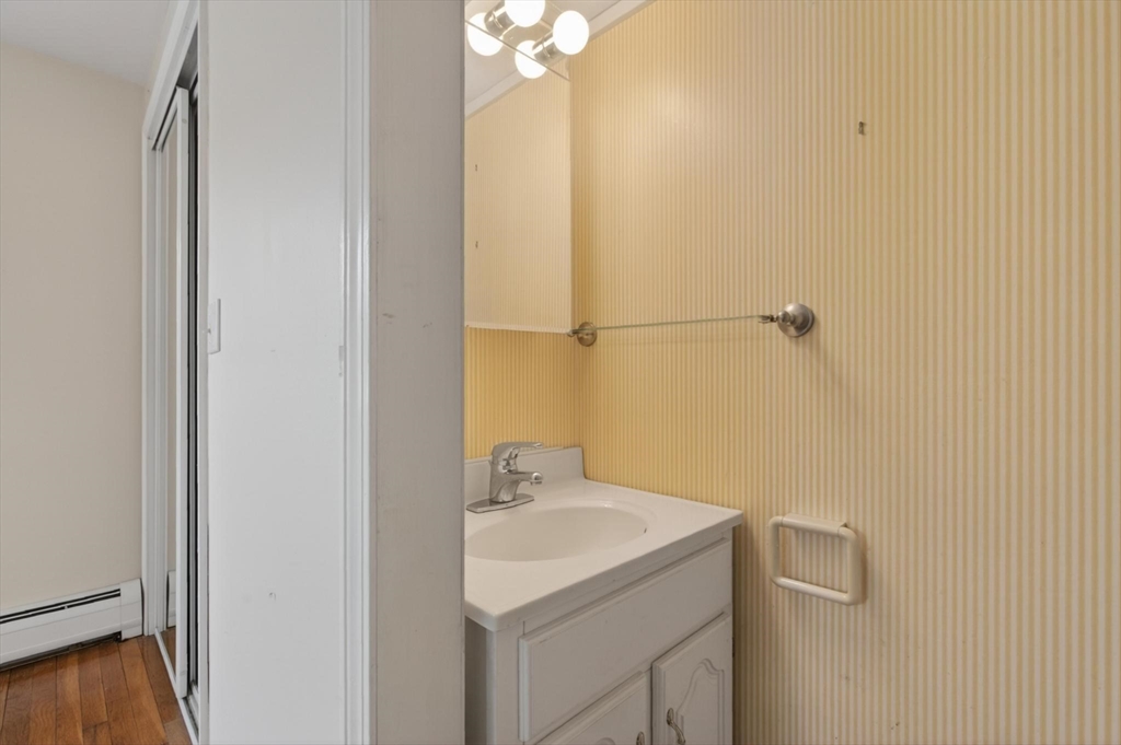 18 Williams Road Lynnfield, MA 01940 - Photo 21 of 40