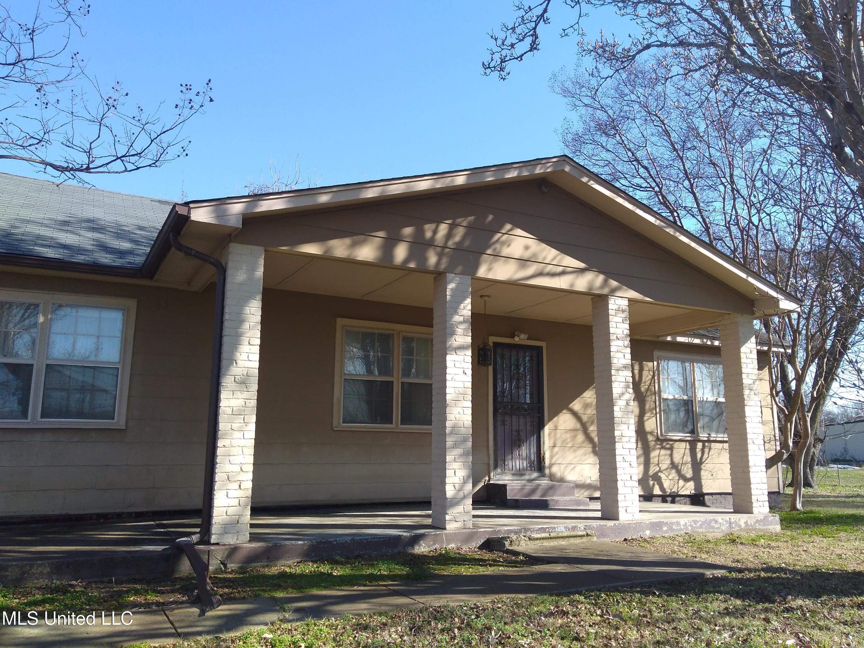 610 Marie Road Indianola, MS 38751 - Photo 3 of 27 IMG_20260116_134420037