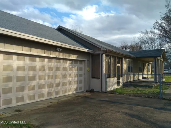 $165,000 | 610 Marie Road, Indianola, MS 38751