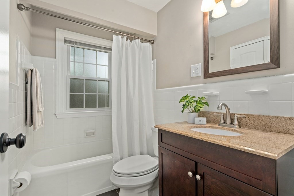148 Overlook Road Arlington, MA 02474 - Photo 19 of 39 Gallery Image 19