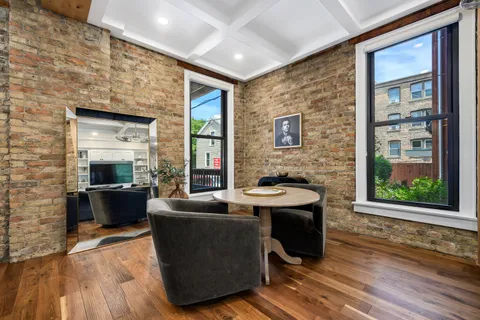 $400,000 | 540 West Belden Avenue, Unit 1C, Chicago, IL 60614