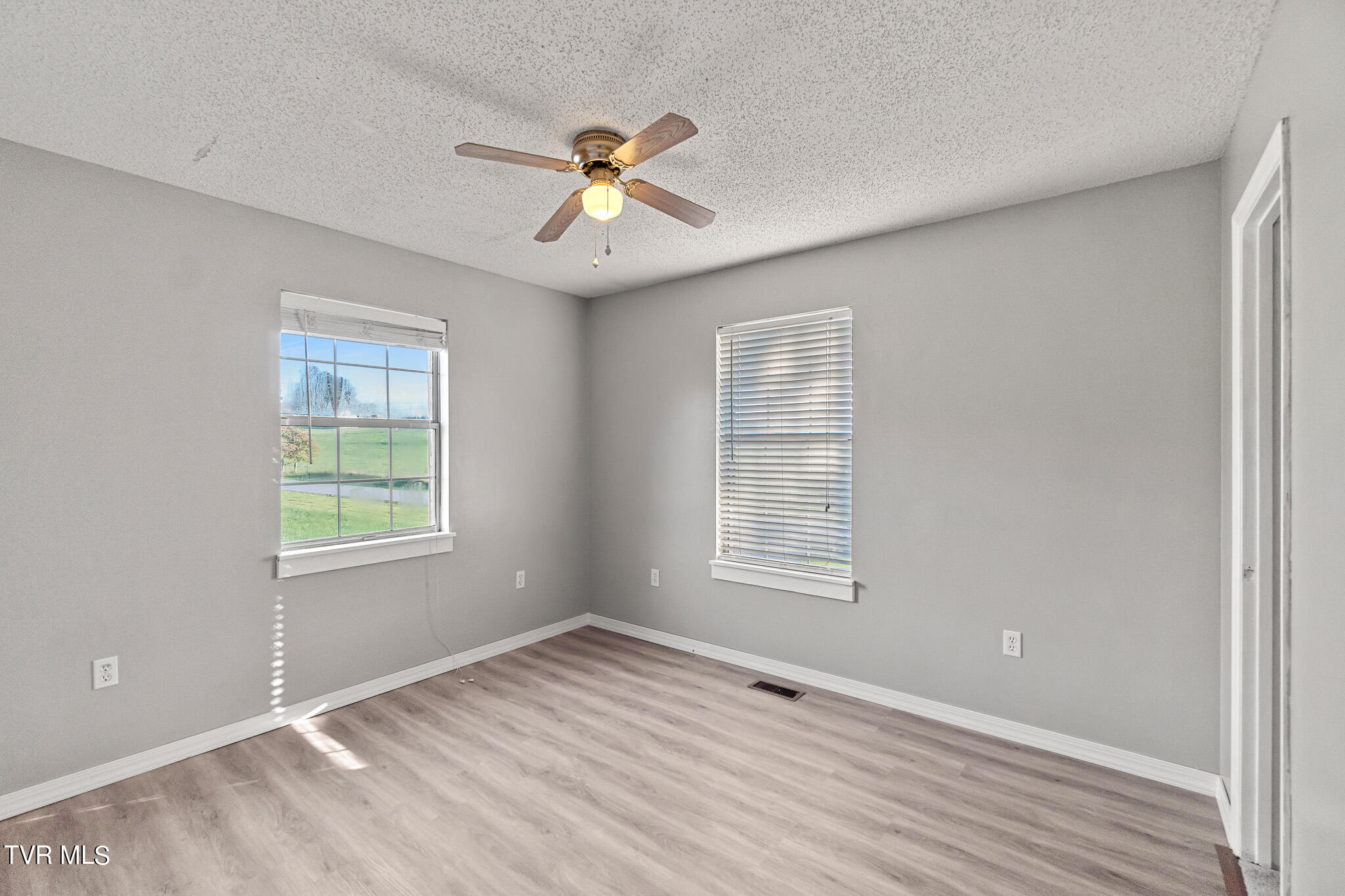 132 Fleetridge Road Telford, TN 37690 - Photo 21 of 34 Bedroom 3