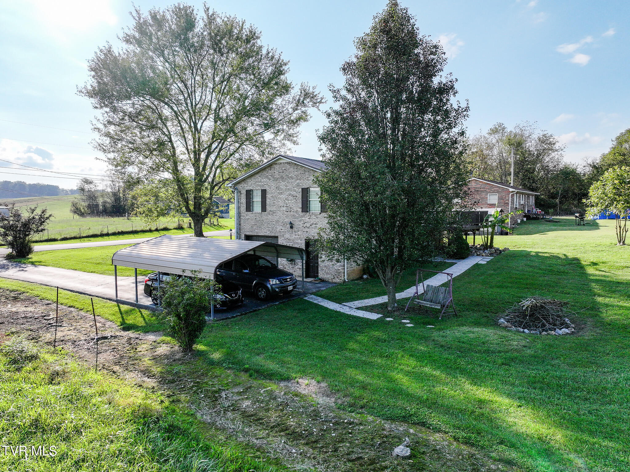 132 Fleetridge Road Telford, TN 37690 - Photo 29 of 34 DJI_20241004194448_0362_D