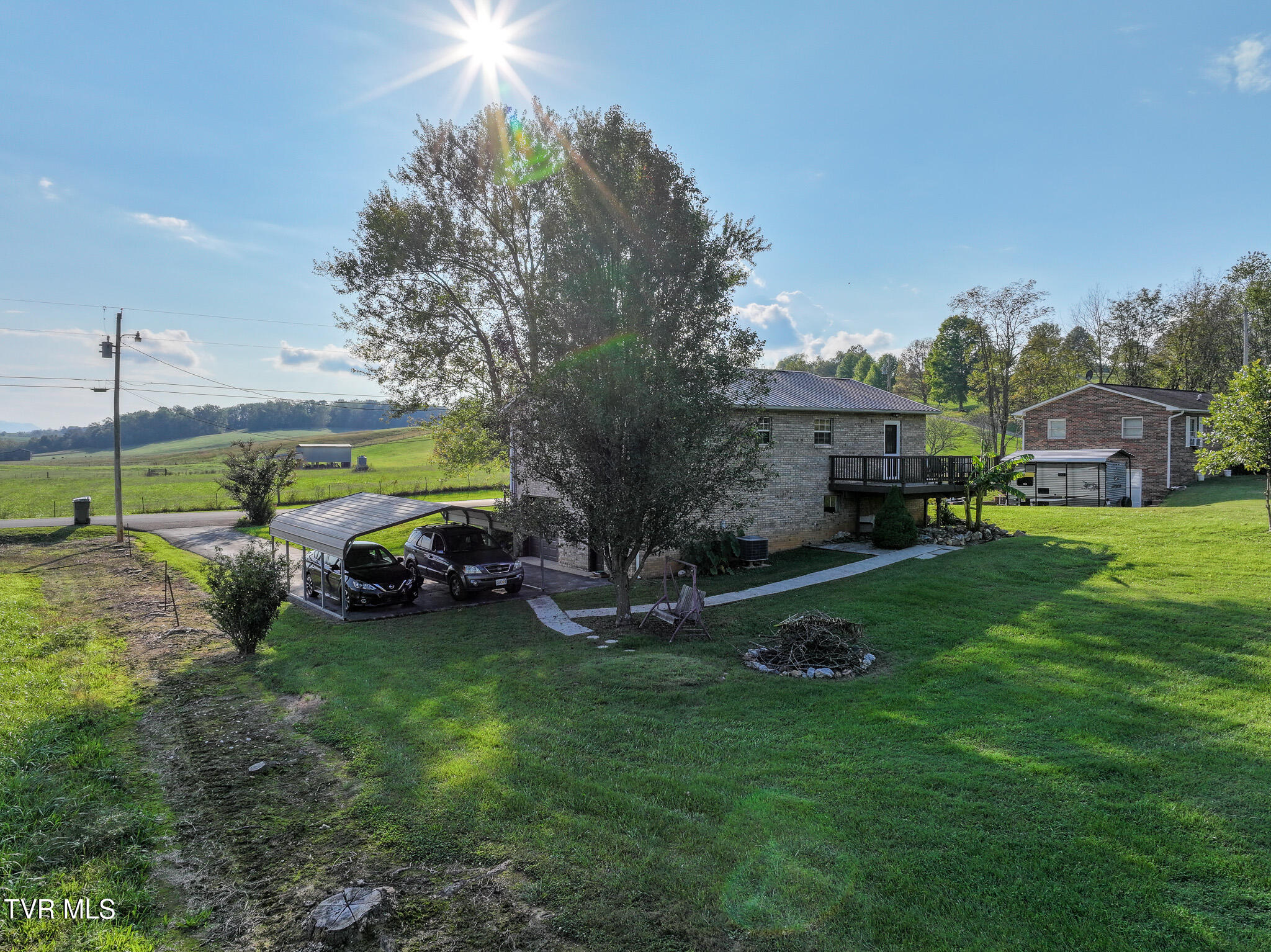 132 Fleetridge Road Telford, TN 37690 - Photo 30 of 34 DJI_20241004194503_0364_D