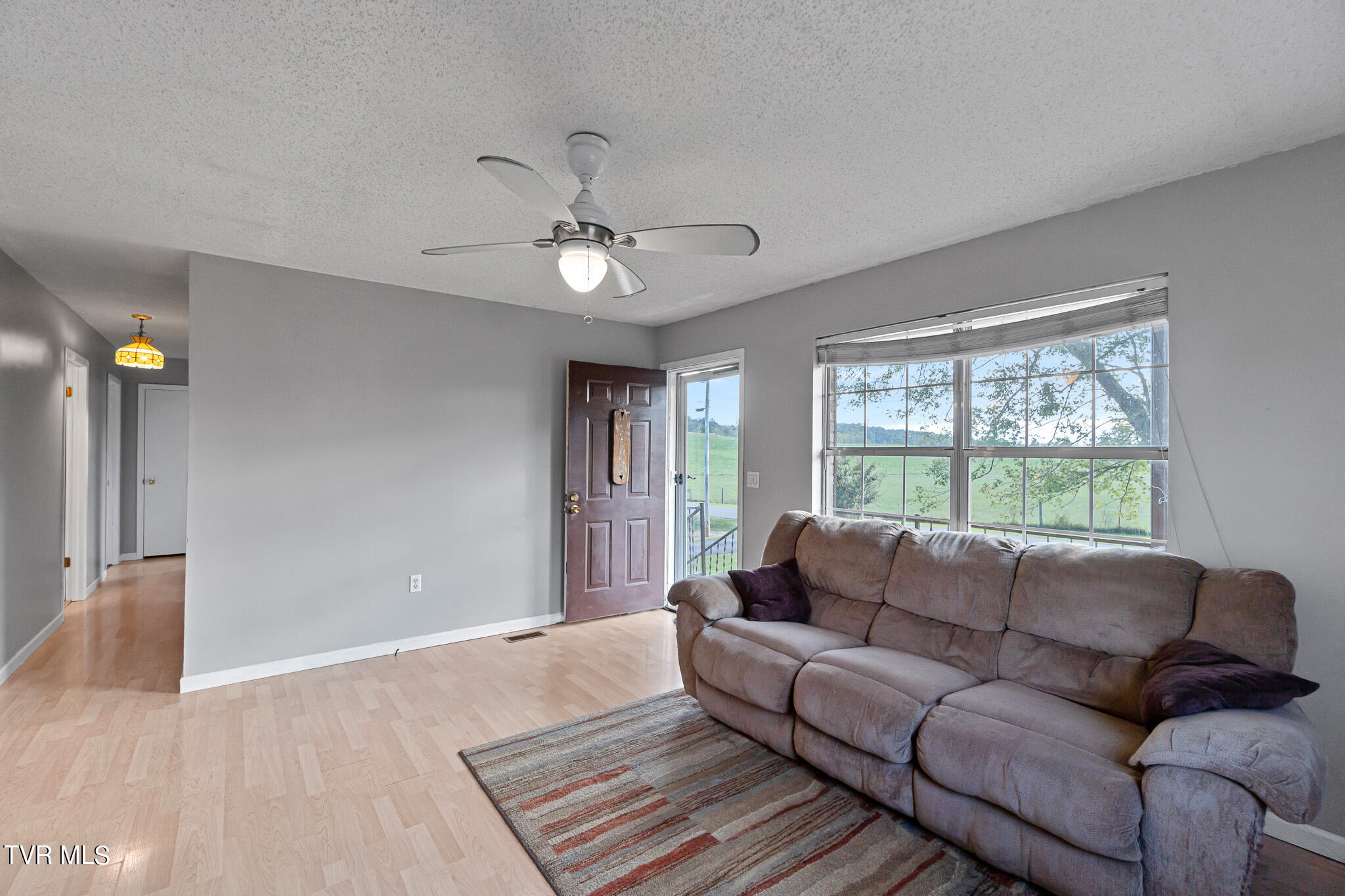132 Fleetridge Road Telford, TN 37690 - Photo 7 of 34 Family Room