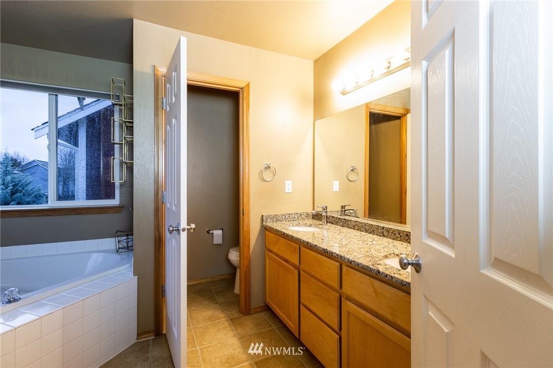 6944 Radius Loop Southeast Lacey, WA 98513 - Photo 13 of 25 Gallery Image 13