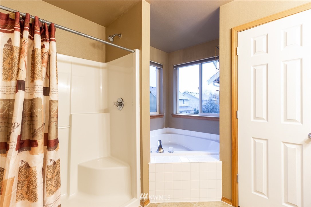 6944 Radius Loop Southeast Lacey, WA 98513 - Photo 14 of 25 Gallery Image 14